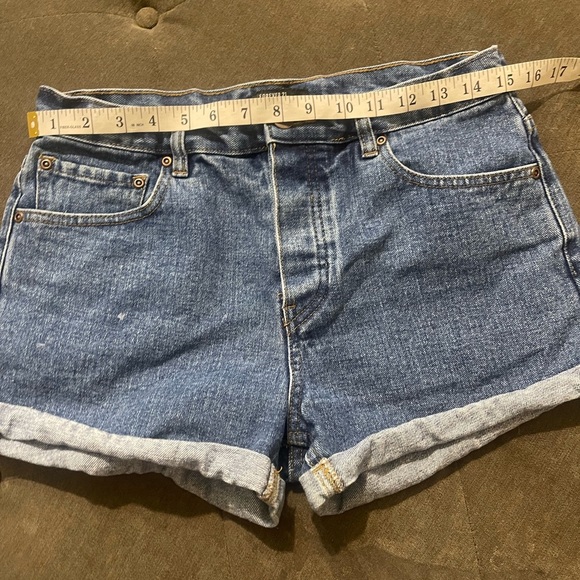 Forever 21 Blue Jean Shorts High-Waisted Frayed - Picture 3 of 5